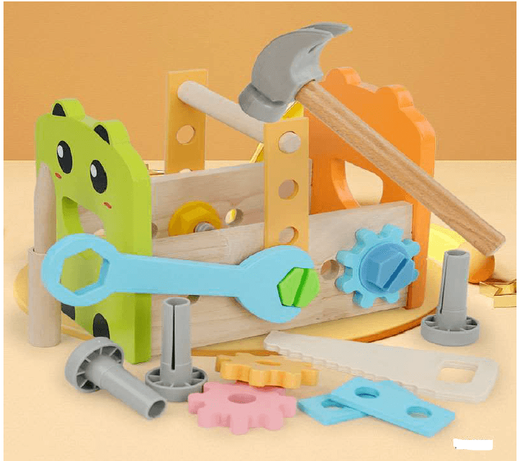 Wooden Piling tool kit with container